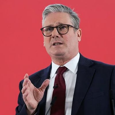 British PM bans social media under-16s