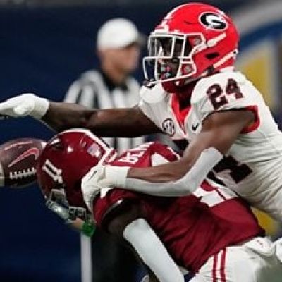 Harris' Campaign to Troll Trump During Alabama-Georgia Game