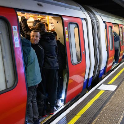 Travel chaos for commuters as strike by London Underground drivers begins | LBC