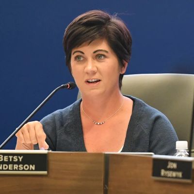 Knox County school board members select their new president and vice president