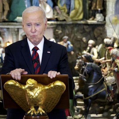 Biden signs off on more arms for Ukraine  —  RT World News
