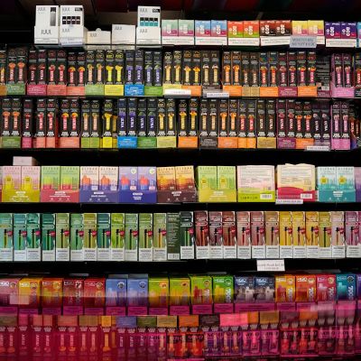 FDA’s e-cigarette authorization: Fruity vapes not significantly better than tobacco ones