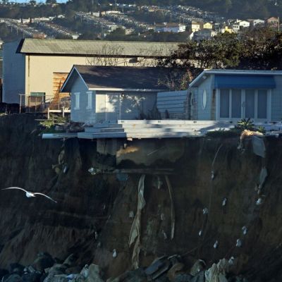 Editorial: California has to rethink building homes in climate-threatened areas