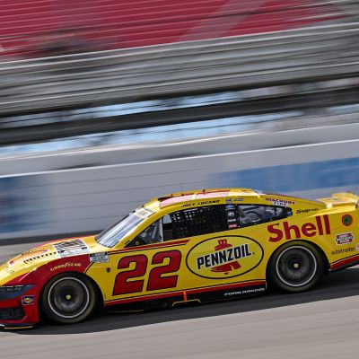 Logano on pole for NASCAR Cup Chase race at Gateway | Jayski