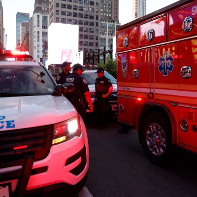 6 injured after stabbings at NYC’s Penn Station, fire department says