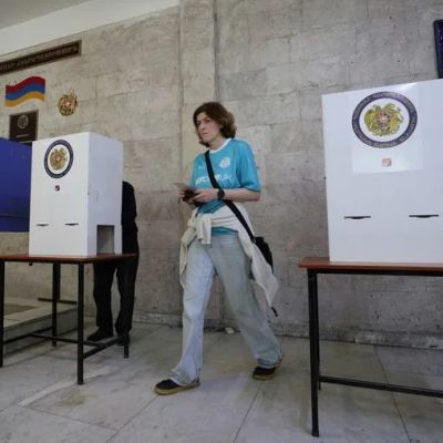 Armenians vote with peace efforts and Russia in focus – AOL