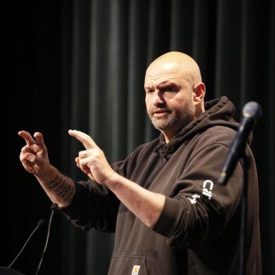 John Fetterman advocates for party unity, backing Biden at Iowa Democratic Party event