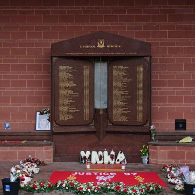 Report into Hillsborough disaster finds 12 police officers escaped blame following ‘fundamental failures’ | LBC