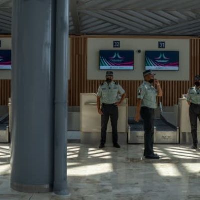 Mexican leader angers airlines as military leads aviation overhaul