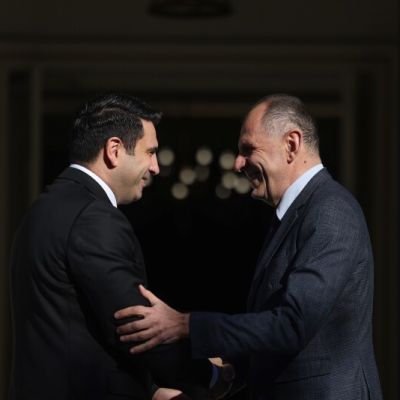 Speaker Simonyan raised the issue of Armenian captives held in Azerbaijan in meeting with Greek Foreign Minister