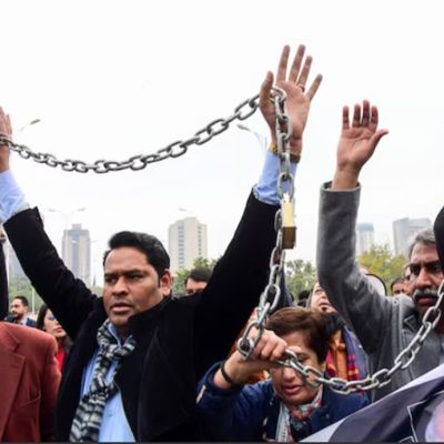 IFJ Raises Alarm: Press Freedom Under Siege in Pakistan | International