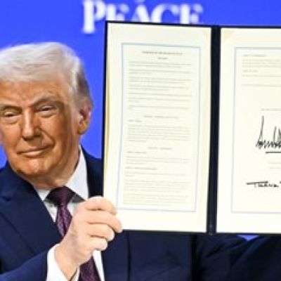 Trump Formally Launches Board of Peace in Davos