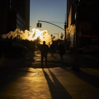 Apollo Tries to Salvage Amazon Aggregator Investment With Sale