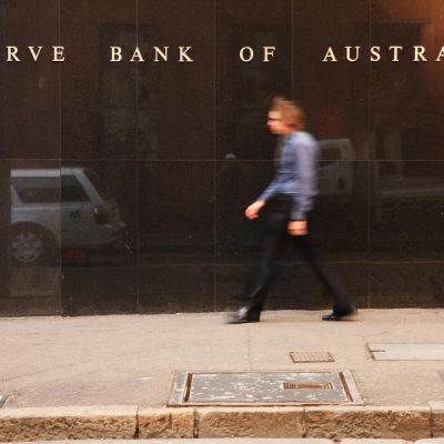 Australia holds key rate, signals renewed price pressure