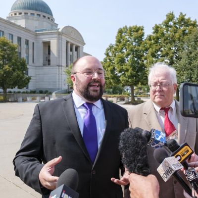 Iowa justices vow fast ruling as Libertarian congressional hopefuls make case to be on ballot