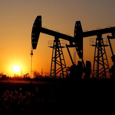 Ammonnews : Oil rises after Iran strikes Middle East energy facilities