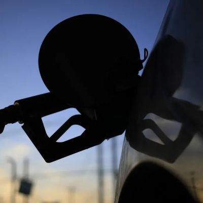 Why Now Could Be a Good Time to Invest in Oil and Gas