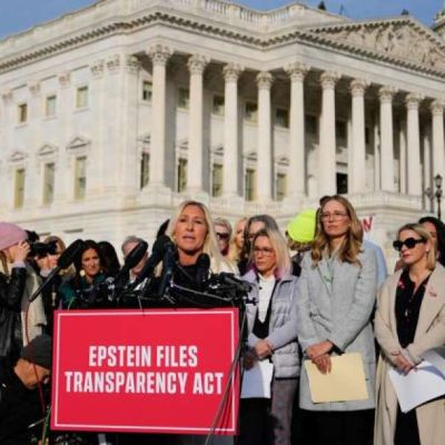 Iowa’s congressional delegation votes to release Epstein files