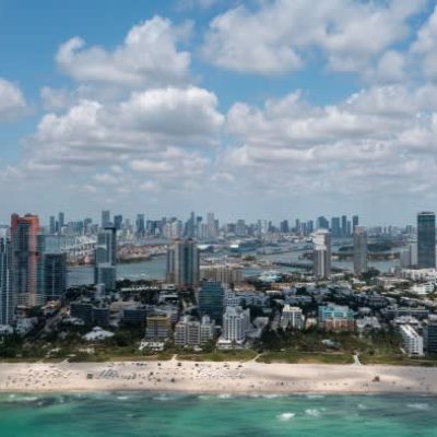 Bank OZK finances risky bet on Miami glamour