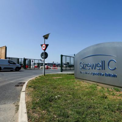 UK clean energy plan estimates 400,000 extra jobs by 2030