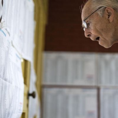 Argentina Economy Minister Sergio Massa leads populist Javier Milei in presidential vote count