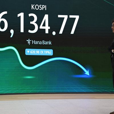 South Korea’s Kospi sinks more than 10% as Asian semiconductor stocks tumble