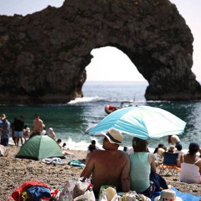 World to face record-breaking warmest year by 2030, warns UN, as UK smashes May temperature records | LBC