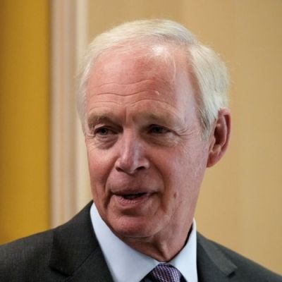 Sen. Johnson to Newsmax: Kamala Lies, Media Ignore