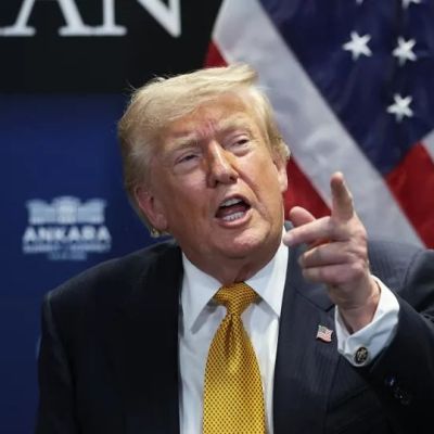 Trump Threatens Fresh Iran Strikes After Declaring Ceasefire ‘Over’