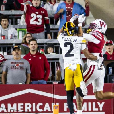 While some Big Ten powers were staggered, Hawkeyes came out with swagger