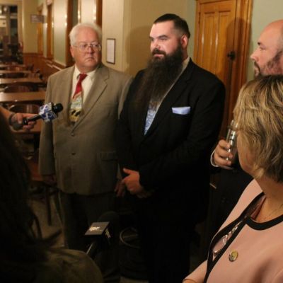 On Iowa Politics Podcast: Three Libertarian Congressional candidates voted off ballot