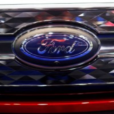 US Carmaker Ford Reports Heavy Losses