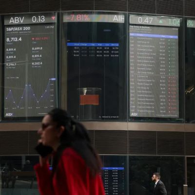 Asian bonds fall as US Fed hikes rates and dollar rises