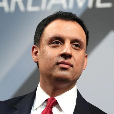 Don’t let Farage and Reform divide us, Labour’s Sarwar urges Holyrood leaders – AOL