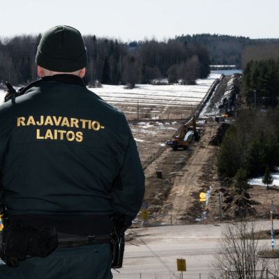 Finnish parliament approves controversial ‘deportation bill’ — RT World News