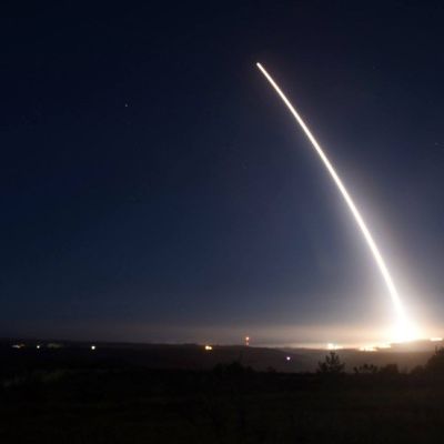 US to abide by key nuclear arms control treaty  —  RT World News