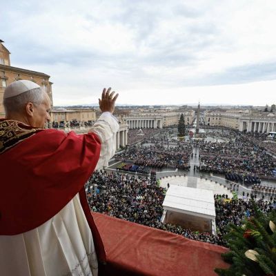 Pope condemns ‘senselessness of war,’ rubble and open wounds it leaves behind