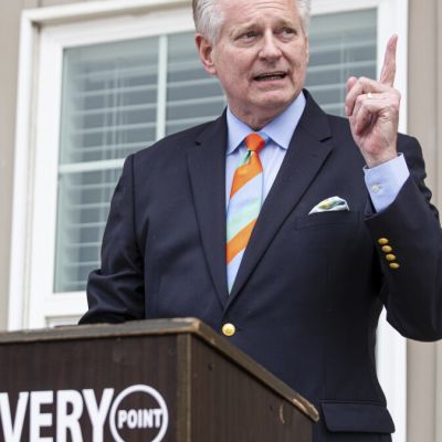 West Virginia mayor Steve Williams becomes first Democrat to enter governor’s race