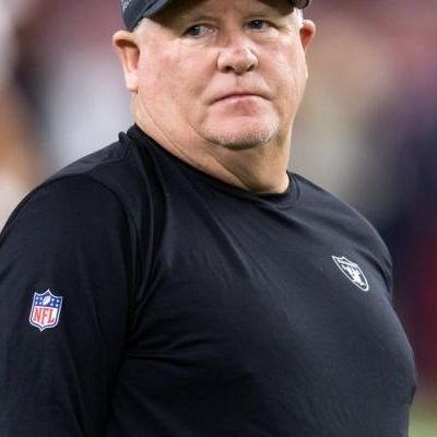 Raiders fire offensive coordinator Chip Kelly