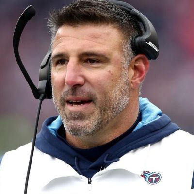 Mike Vrabel interviewing for New England Patriots head coach job today