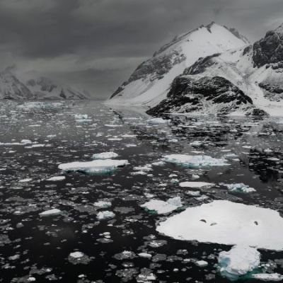 ‘Astonishing’ Antarctica heat wave sends temperatures 50 degrees above normal | CNN