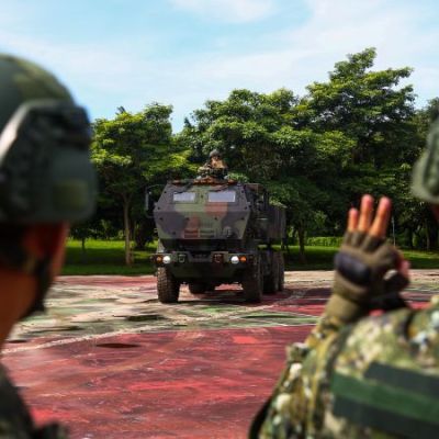 Rockets, howitzers and suicide drones: US and Taiwan announce one of their biggest-ever arms deals | CNN