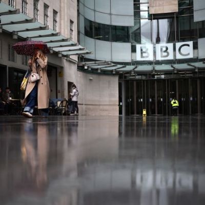 Trump threatens to sue BBC over misleading edit of January 6 speech