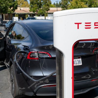 Trump declares end to ‘EV mandate’ with new fuel economy standards
