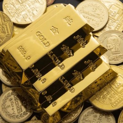 Mega Rally In Gold Prices In India As Markets Bet On A Dovish Fed Chair In 2026, Spot Gold Blasts Past $2,260