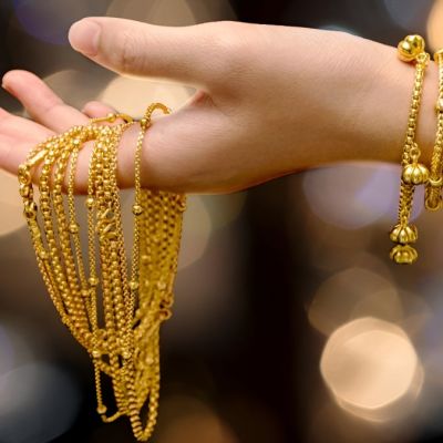 Gold & Silver Prices Skyrocket In India Today, Spot Gold Eyes $4110; Is MCX Gold Preparing For An Upside Too?