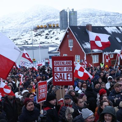 Greenlanders show up in thousands to protest against Trump