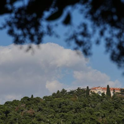 Optimism ahead of pope’s visit to Turkey for reopening of Istanbul’s Greek Orthodox seminary | eKathimerini.com