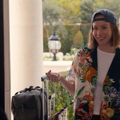 Hannah Einbinder Gets Bleeped at Emmys 2025 After First-Ever Win for ‘Hacks’  —  Here’s What She Said