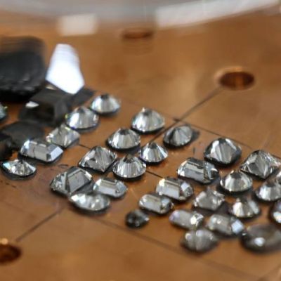 Synthetic diamond sales sparkle but oversupply delivers ice burn